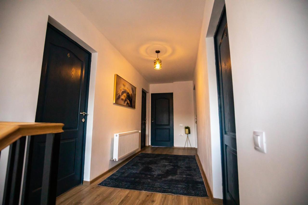 Dania&Petru Residence Tîrgu Ocna Eksteriør bilde