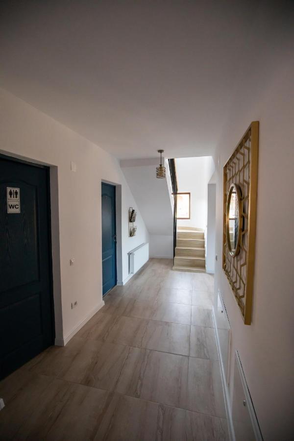 Dania&Petru Residence Tîrgu Ocna Eksteriør bilde