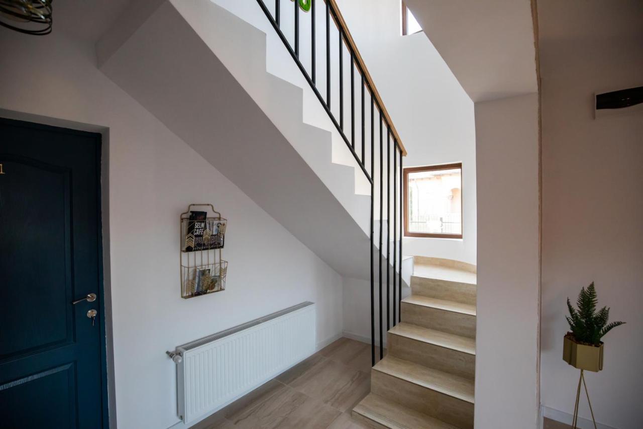 Dania&Petru Residence Tîrgu Ocna Eksteriør bilde