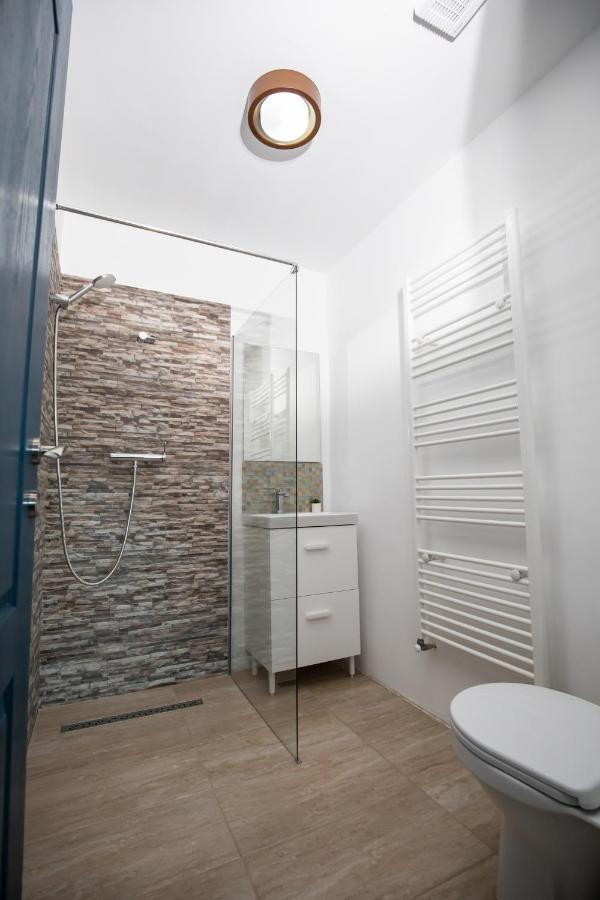Dania&Petru Residence Tîrgu Ocna Eksteriør bilde