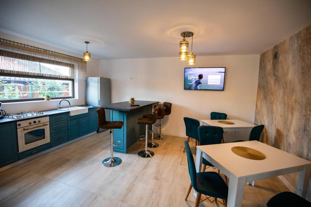 Dania&Petru Residence Tîrgu Ocna Eksteriør bilde