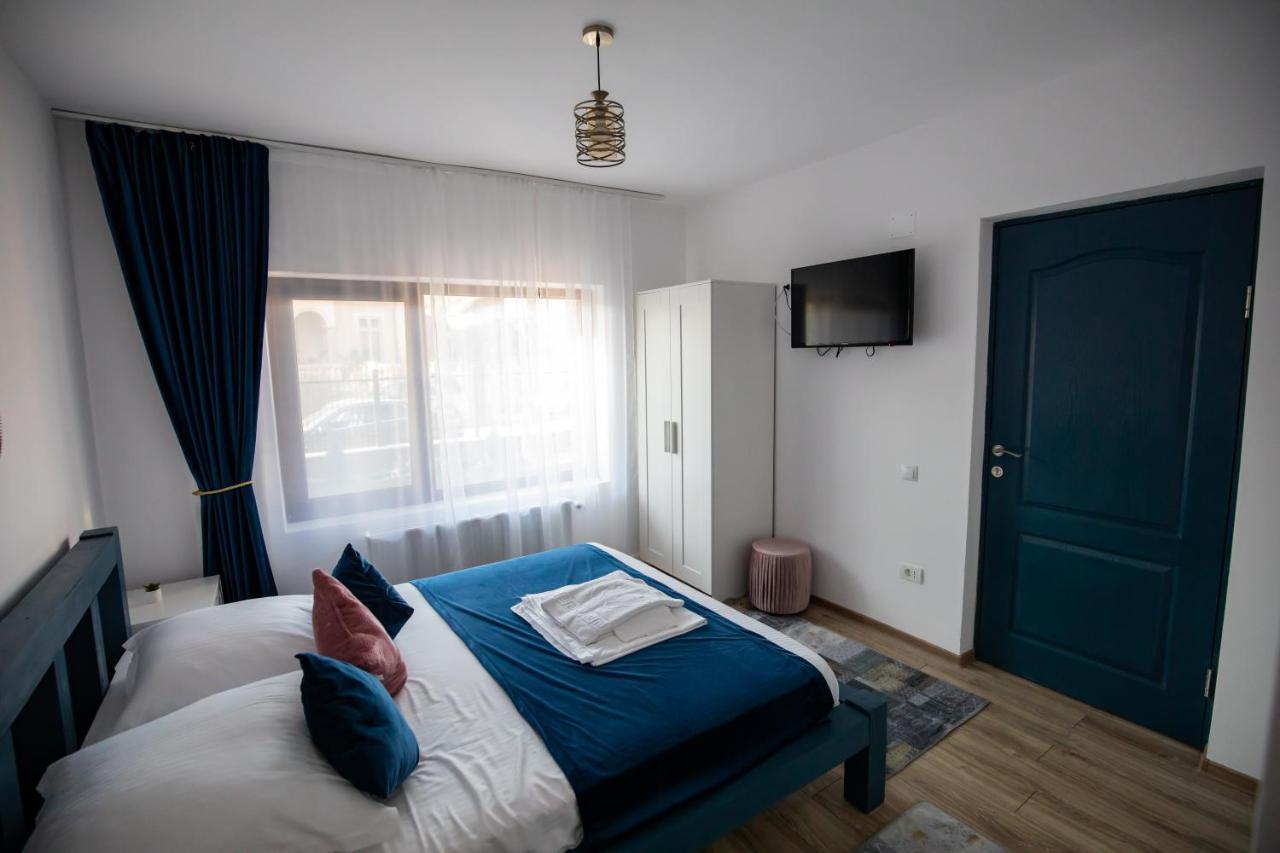 Dania&Petru Residence Tîrgu Ocna Eksteriør bilde