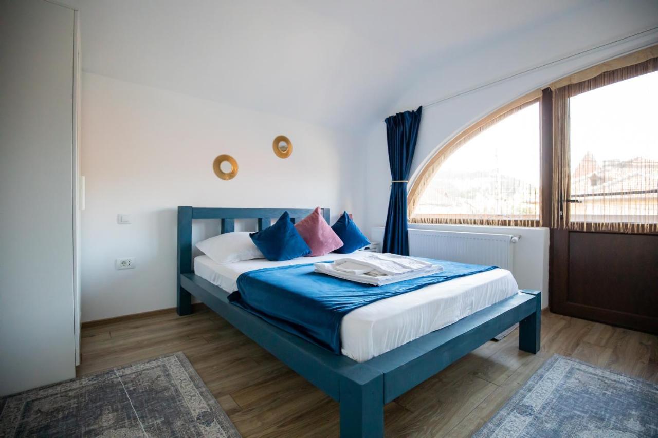 Dania&Petru Residence Tîrgu Ocna Eksteriør bilde