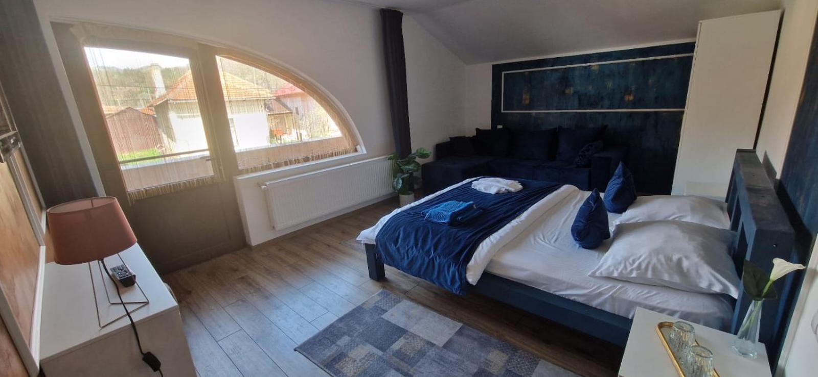 Dania&Petru Residence Tîrgu Ocna Eksteriør bilde